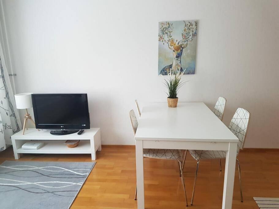 Apartment With Sauna Near The Center